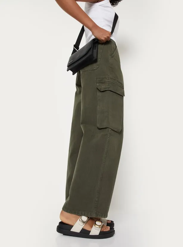 Women Solid Cargo Jeans